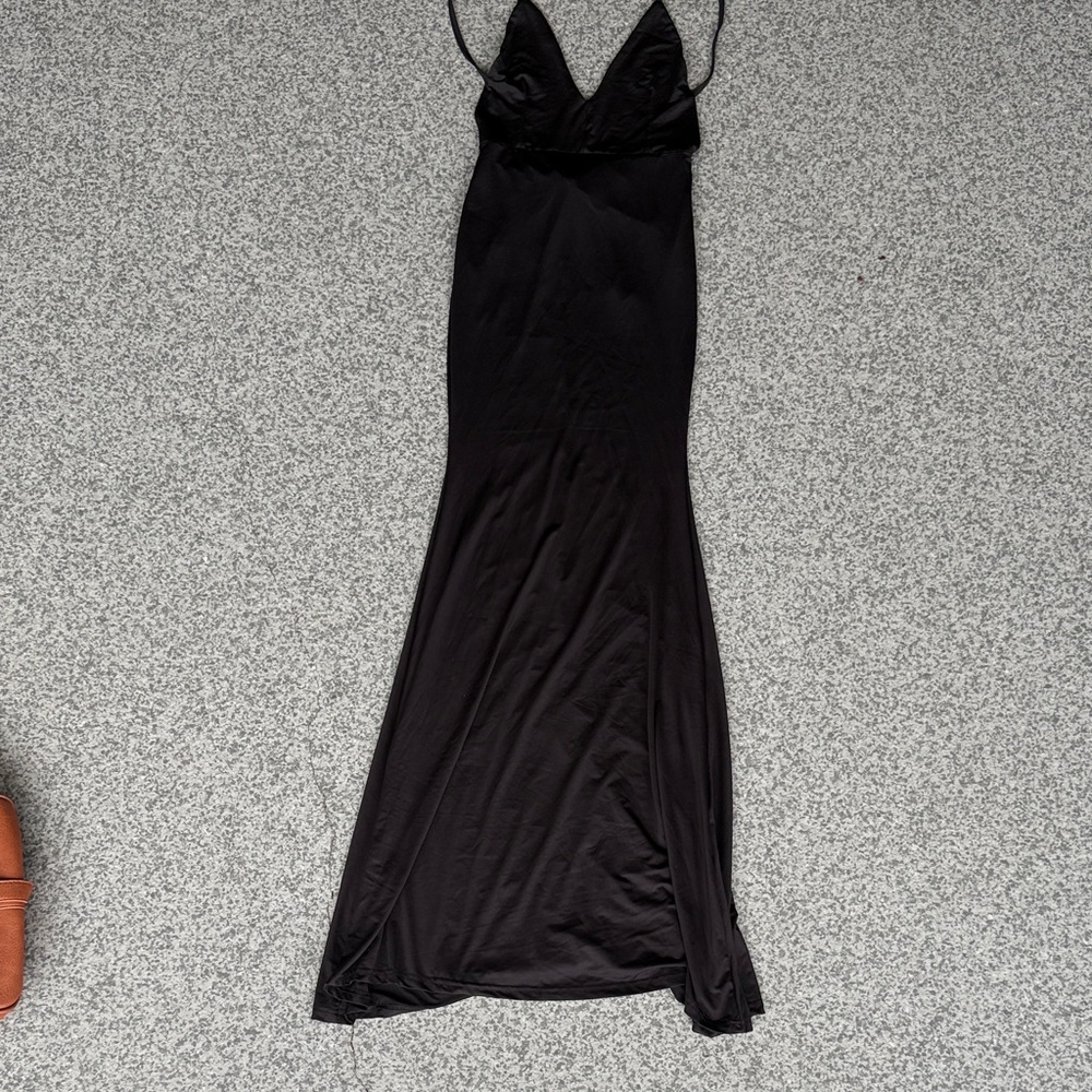 Elegant Black Evening Dress